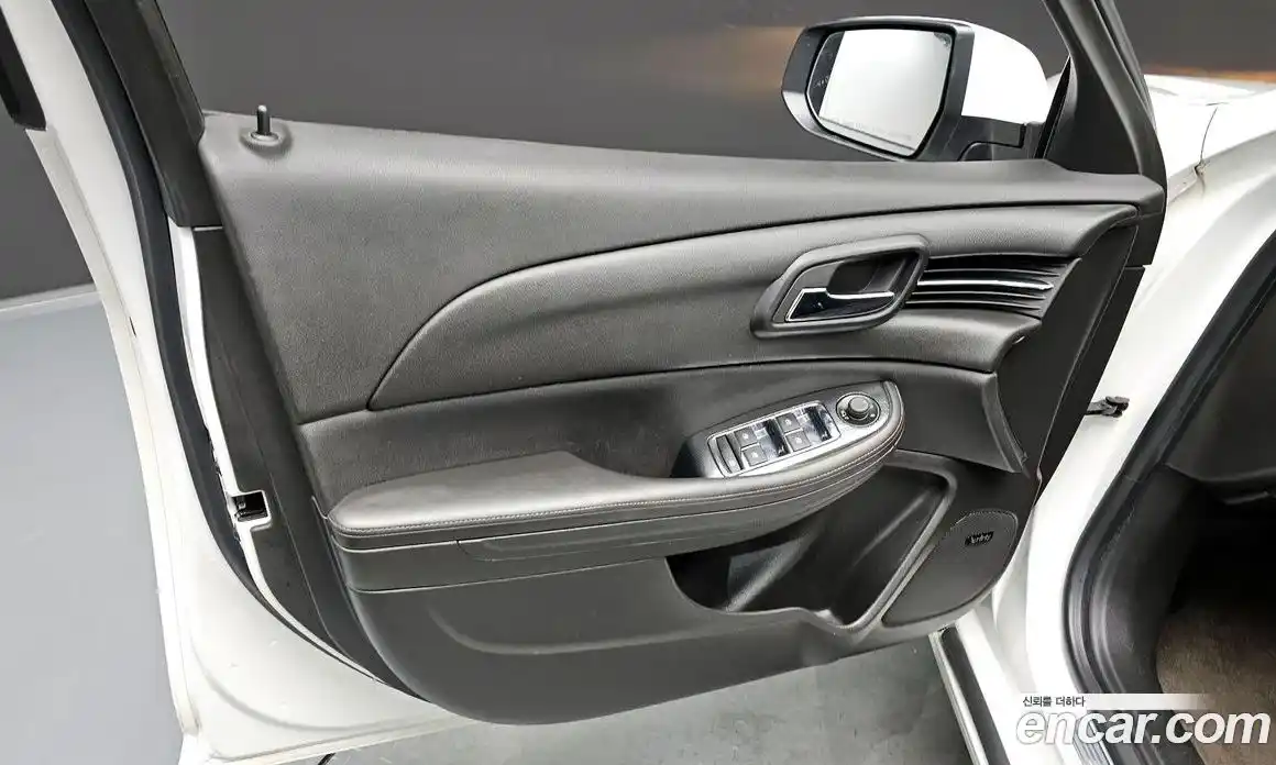 Chevrolet Malibu 2016 2.0 гидро, фото 14
