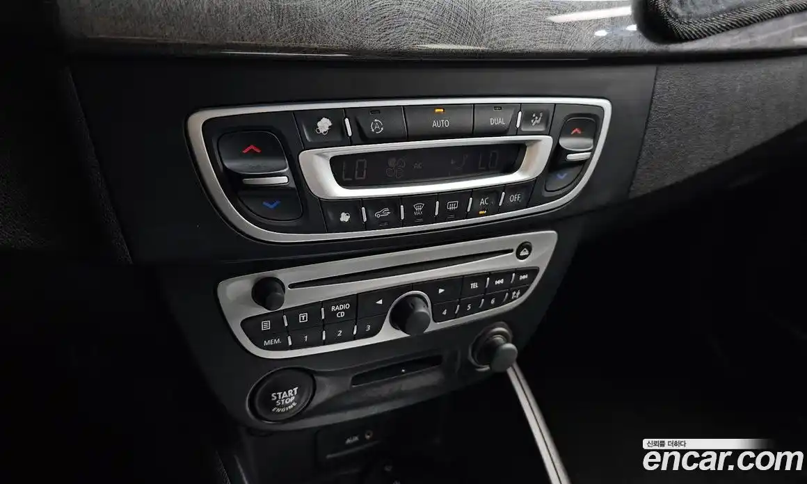 Renault SM3 2011 1.6 гидро, фото 16