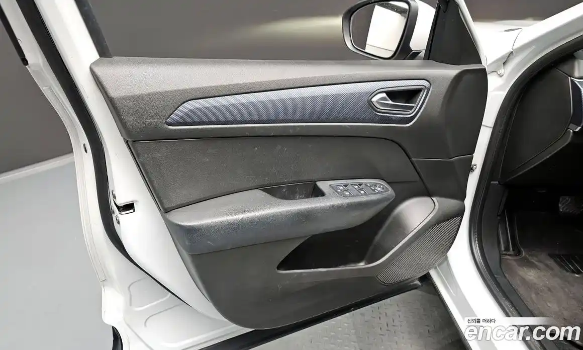 Renault XM3 2022 1.6 гидро, фото 14