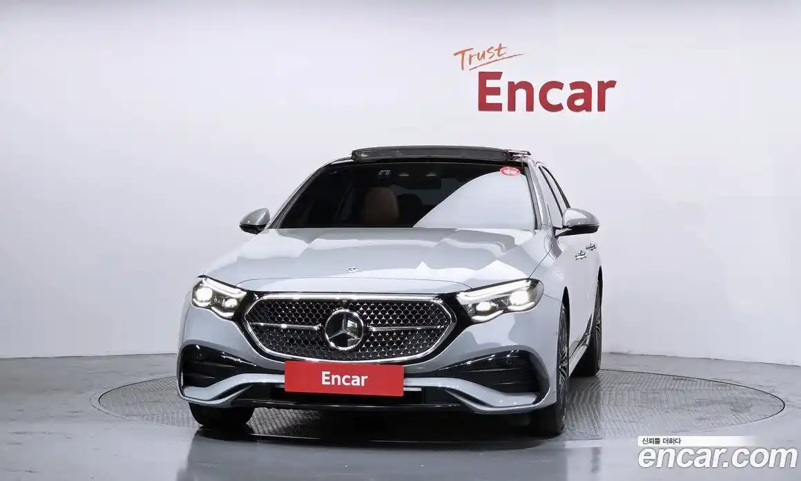 Mercedes-Benz E-Class 2024 2.0 автомат (гидро), фото 3 Mercedes-Benz E-Class 2024 2.0 автомат (гидро), фото 3