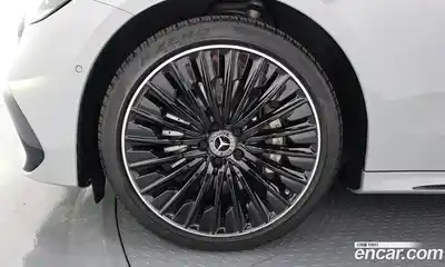 Mercedes-Benz E-Class 2024 2.0 автомат (гидро), миниатюра 5 Mercedes-Benz E-Class 2024 2.0 автомат (гидро), миниатюра 5