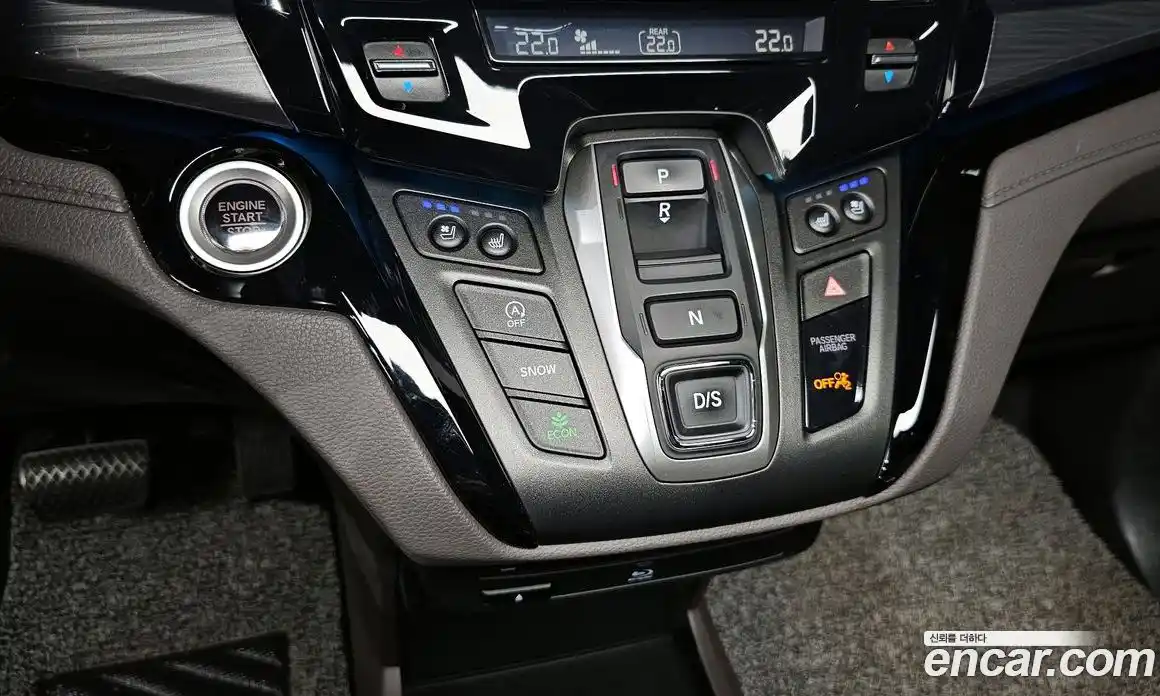 Honda Odyssey 2023 3.5 автомат (гидро), фото 9