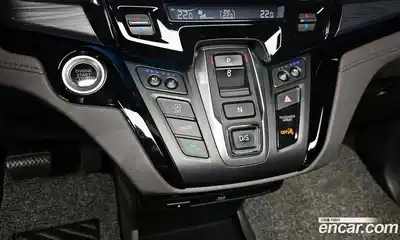Honda Odyssey 2023 3.5 автомат (гидро), миниатюра 9
