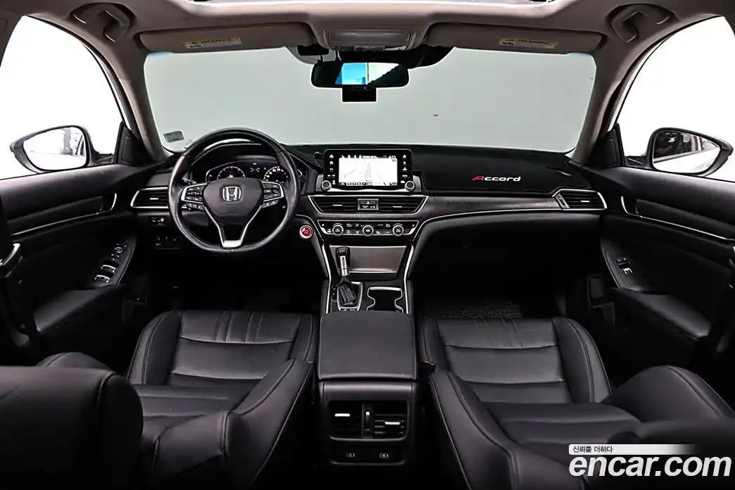 Honda Accord 2019 1.5 автомат (гидро), фото 5