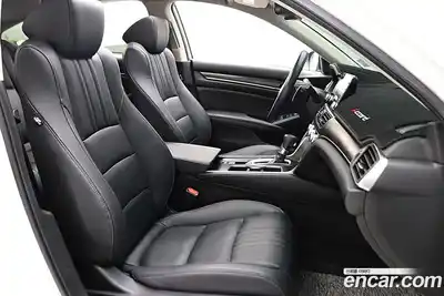 Honda Accord 2019 1.5 автомат (гидро), миниатюра 8