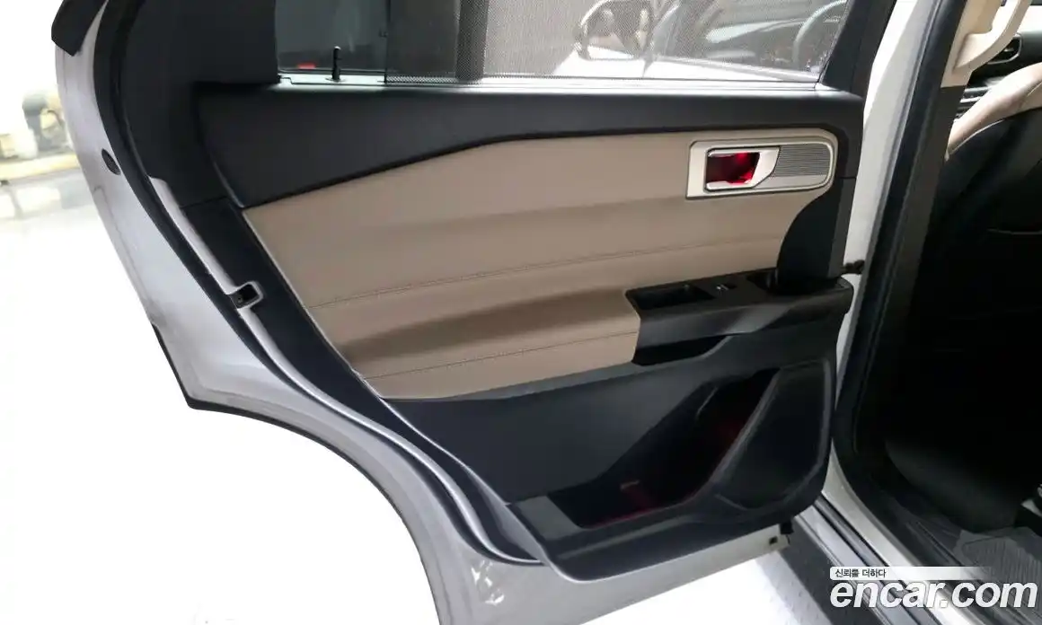 Ford Explorer 2020 2.3 автомат (гидро), фото 15