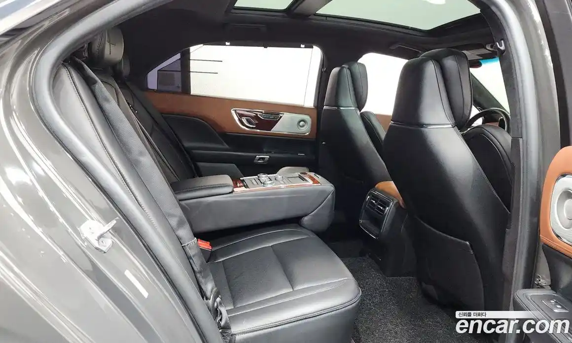 Lincoln Continental 2017 3.0 гидро, фото 18