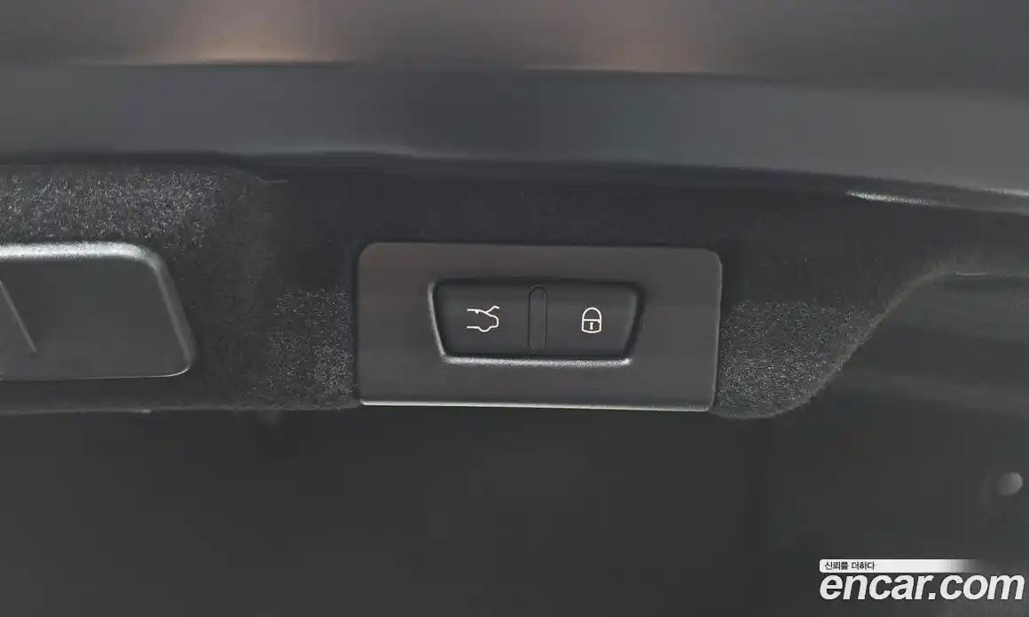 Maserati Quattroporte 2019 3.0 гидро, фото 26