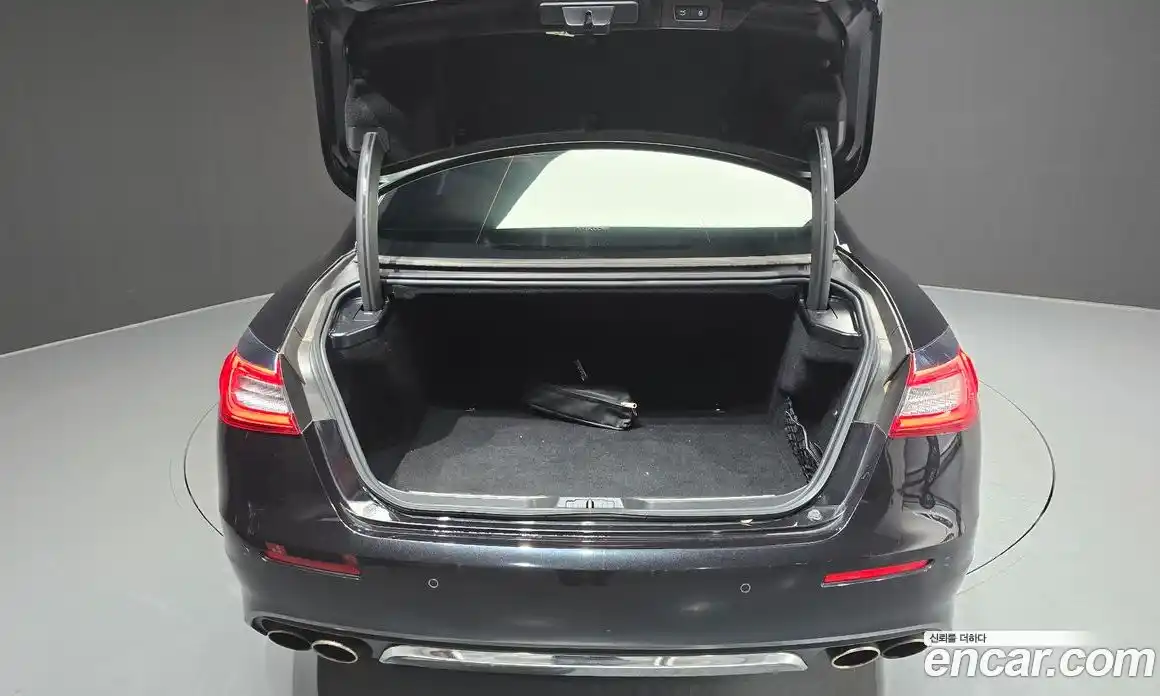 Maserati Quattroporte 2019 3.0 гидро, фото 31