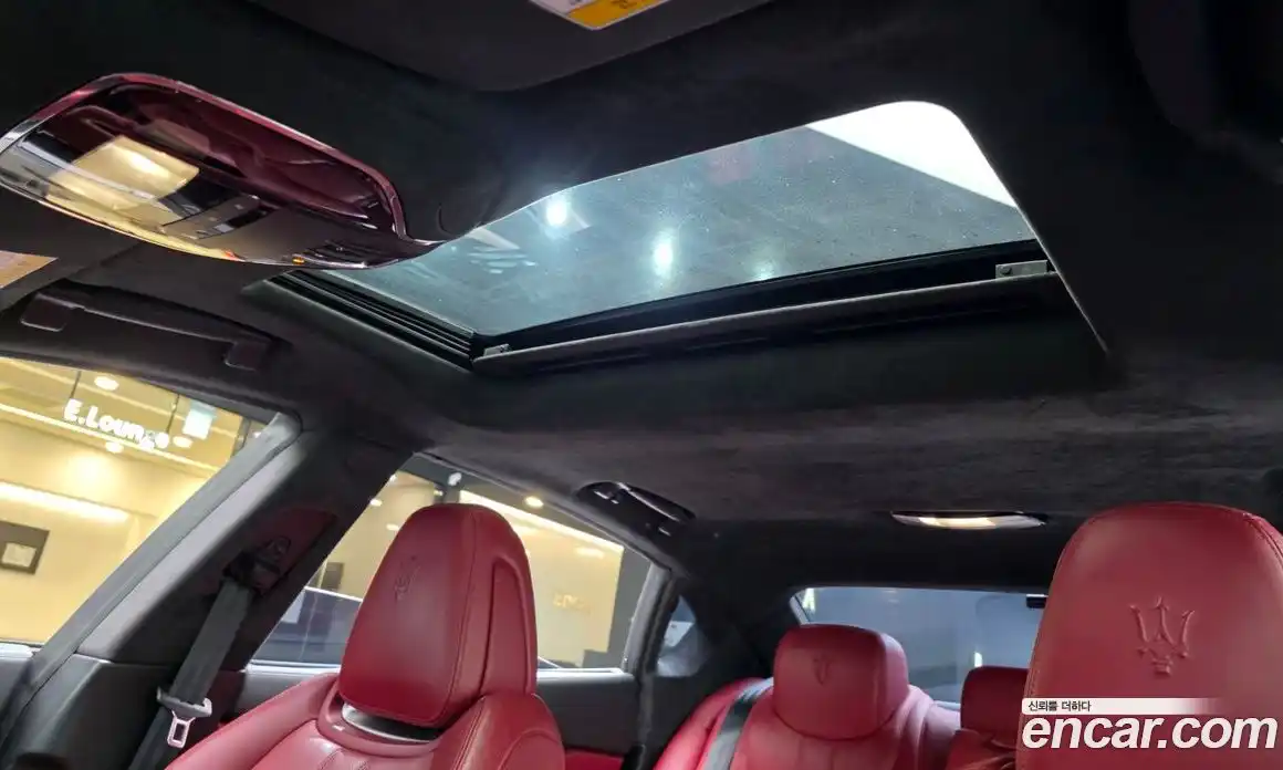 Maserati Quattroporte 2017 3.0 гидро, фото 18