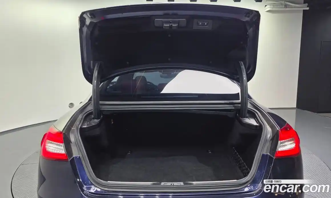 Maserati Quattroporte 2017 3.0 гидро, фото 20