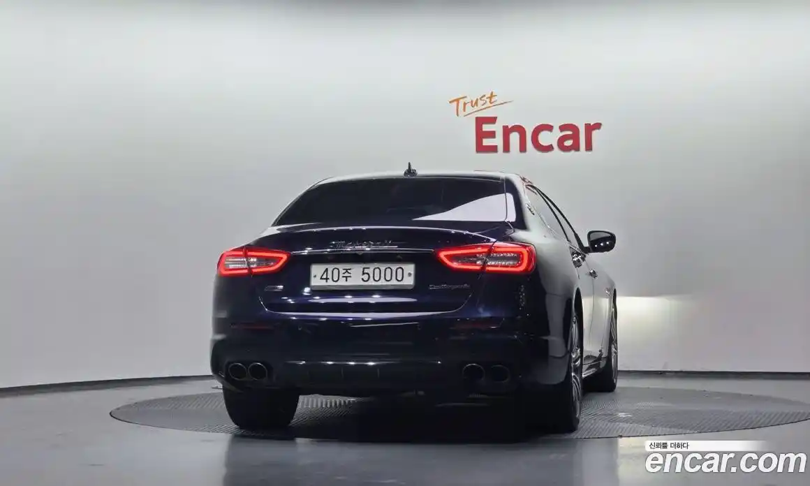 Maserati Quattroporte 2017 3.0 гидро, фото 4