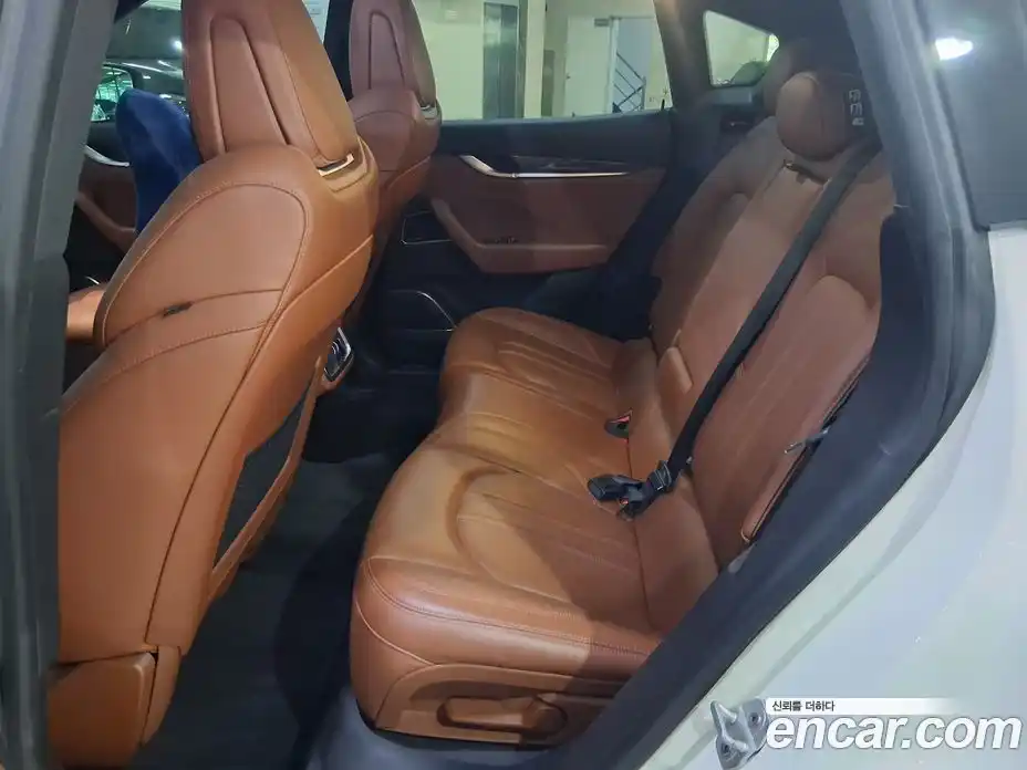 Maserati Levante 2017 3.0 гидро, фото 6