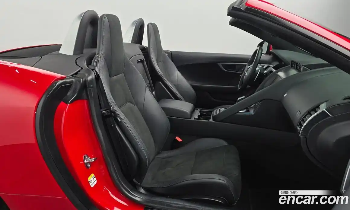Jaguar F-Type 2021 2.0 гидро, фото 16
