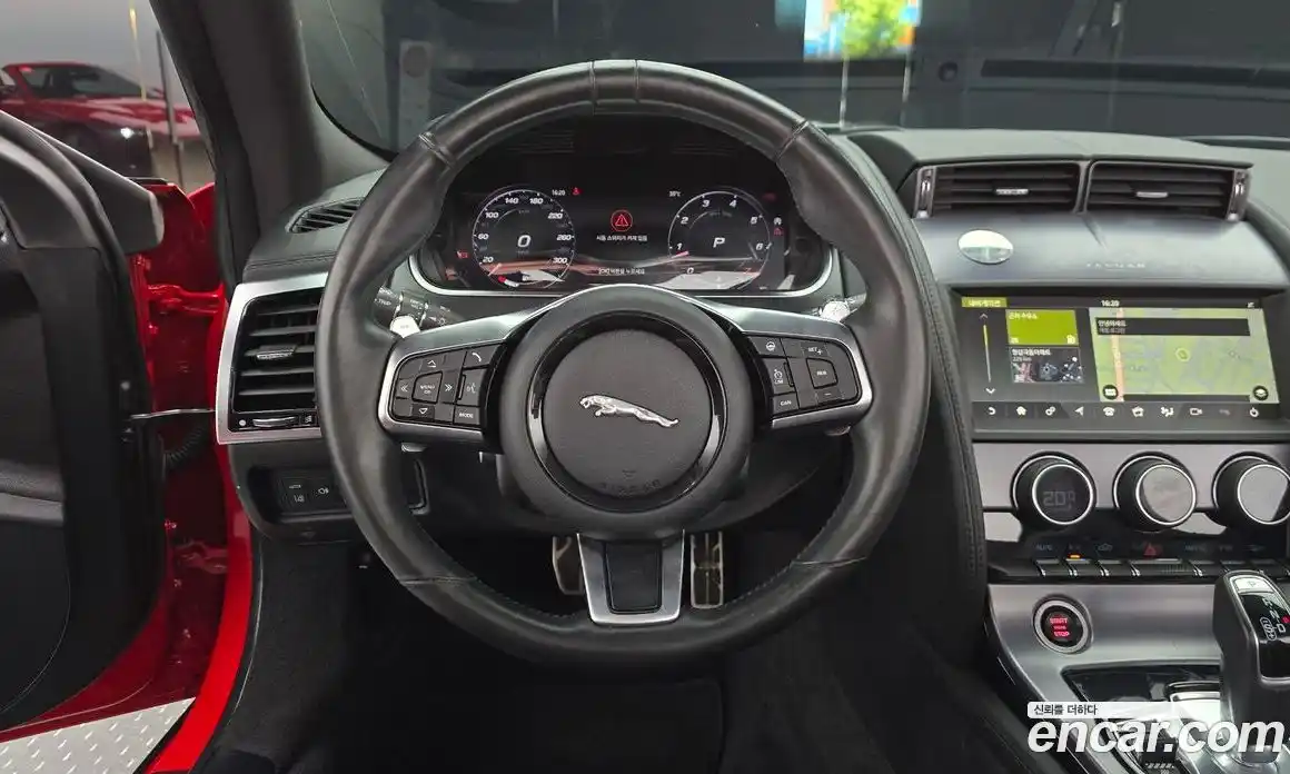Jaguar F-Type 2021 2.0 гидро, фото 18