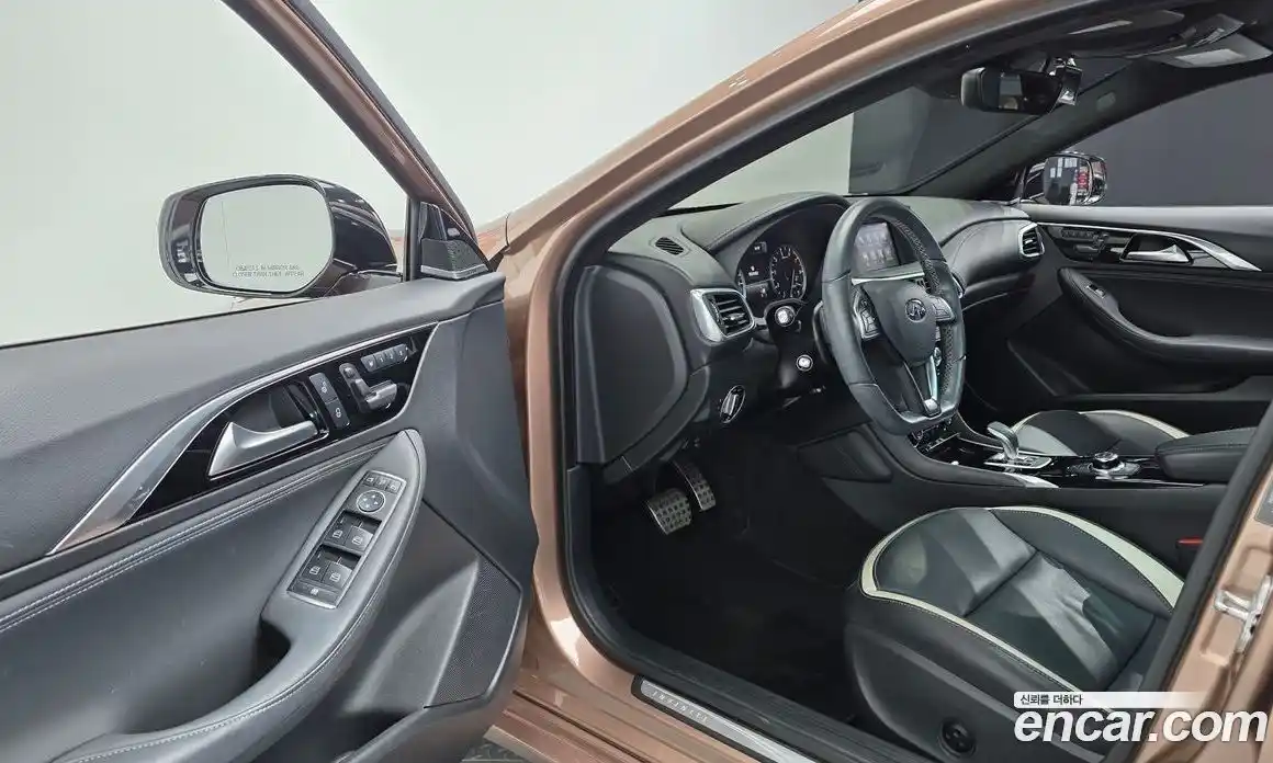 Infiniti Q30 2017 2.0 гидро, фото 12