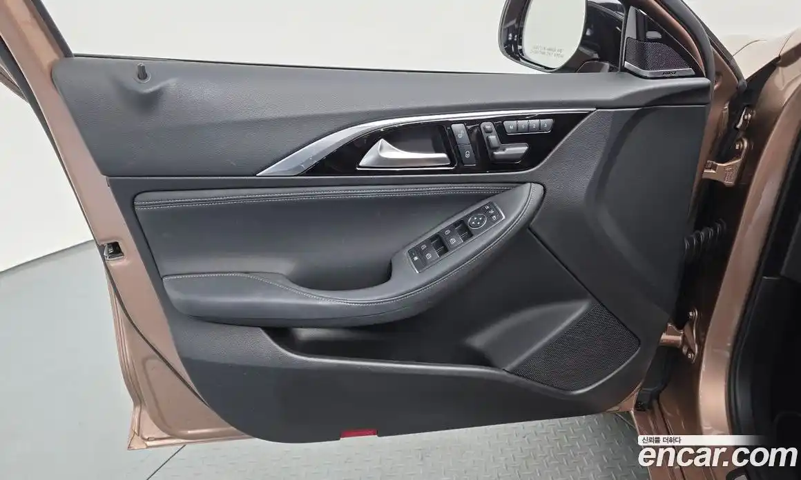 Infiniti Q30 2017 2.0 гидро, фото 13