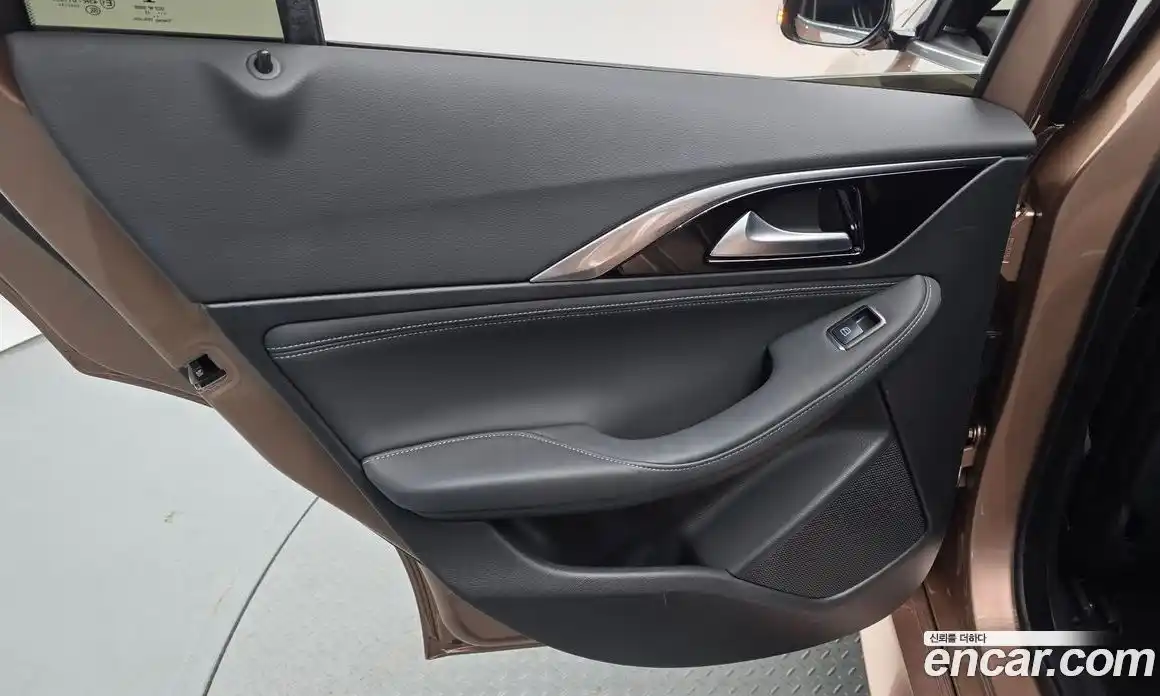 Infiniti Q30 2017 2.0 гидро, фото 14