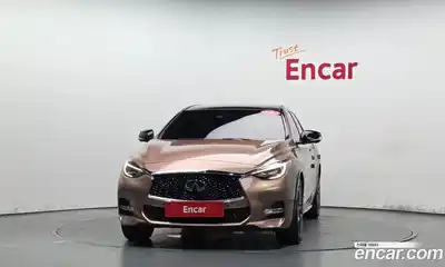 Infiniti Q30 2017 2.0 гидро, миниатюра 2