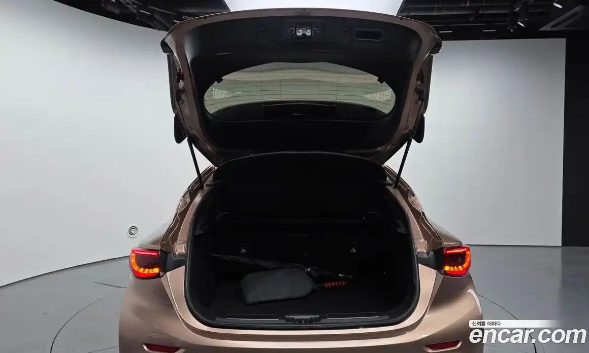 Infiniti Q30 2017 2.0 гидро, фото 25