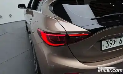 Infiniti Q30 2017 2.0 гидро, миниатюра 8