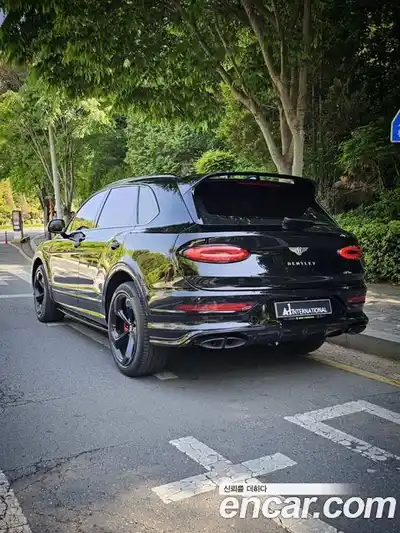 Bentley Bentayga 2022 4.0 гидро, миниатюра 8