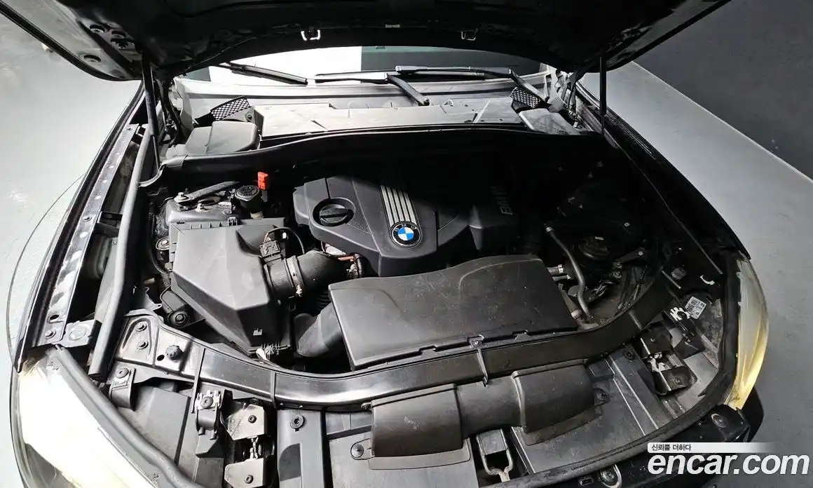 BMW X1 2011 2.0 автомат (гидро), фото 6