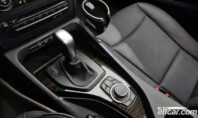 BMW X1 2011 2.0 автомат (гидро), миниатюра 9