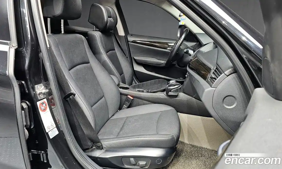 BMW X1 2011 2.0 автомат (гидро), фото 10