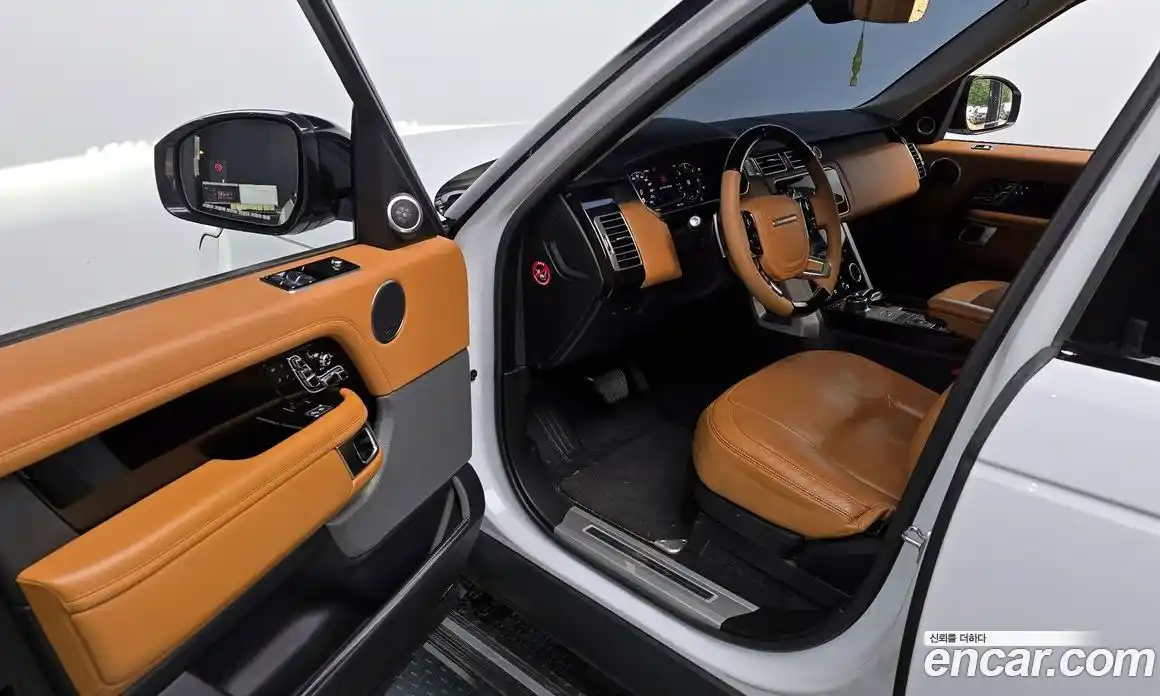 Land Rover Range Rover 2018 4.4 автомат (гидро), фото 12