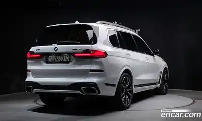 BMW X7 2021 3.0 автомат (гидро), миниатюра 2