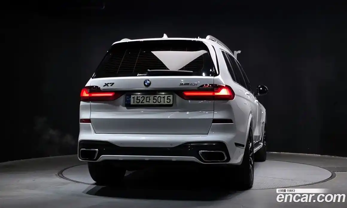 BMW X7 2021 3.0 автомат (гидро), фото 4