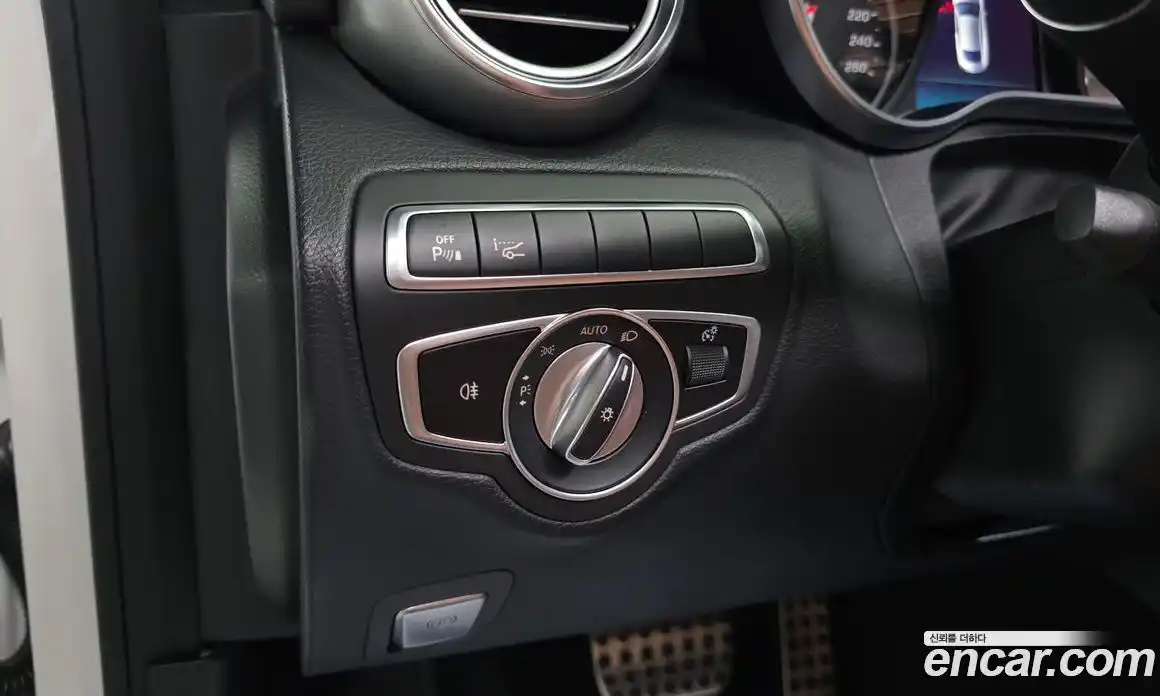 Mercedes-Benz C-Class 2019 1.9 автомат (гидро), фото 28