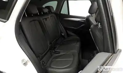 BMW X1 2016 2.0 автомат (гидро), миниатюра 11