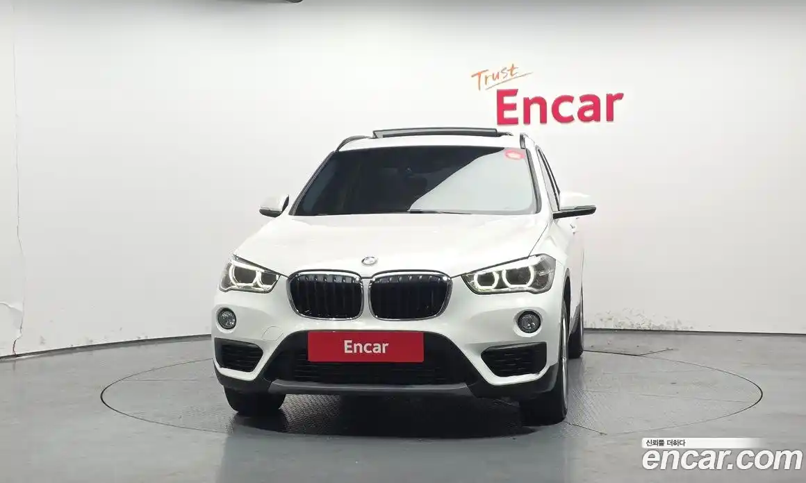 BMW X1 2016 2.0 автомат (гидро), фото 3