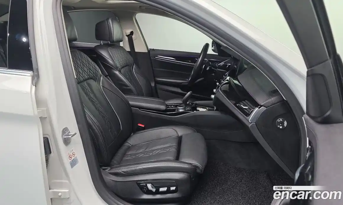 BMW 5 серия 2019 2.0 автомат (гидро), фото 16