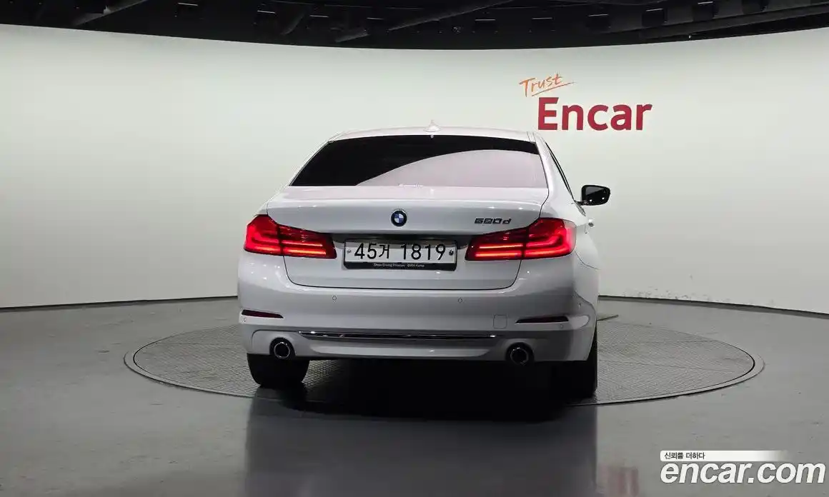 BMW 5 серия 2019 2.0 автомат (гидро), фото 4