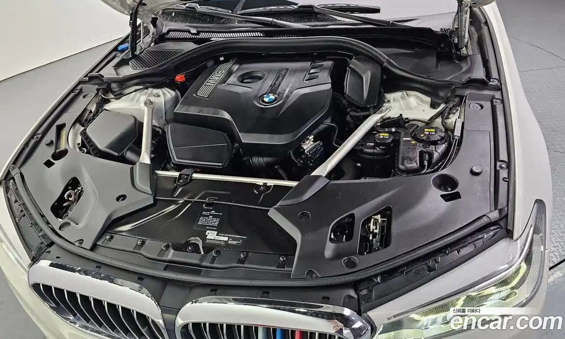 BMW 5 серия 2018 2.0 автомат (гидро), фото 6