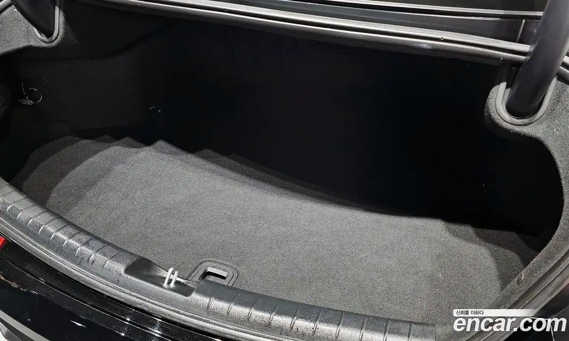 Hyundai Grandeur 2022 3.3 автомат (гидро), фото 19