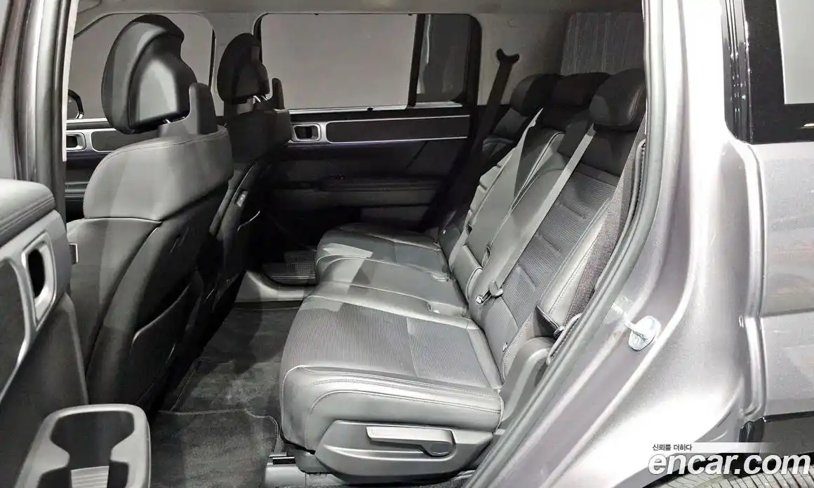 Hyundai Santa Fe 2024 2.5 автомат (гидро), фото 16