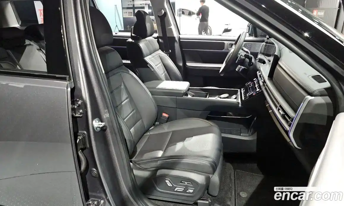 Hyundai Santa Fe 2024 2.5 автомат (гидро), фото 18