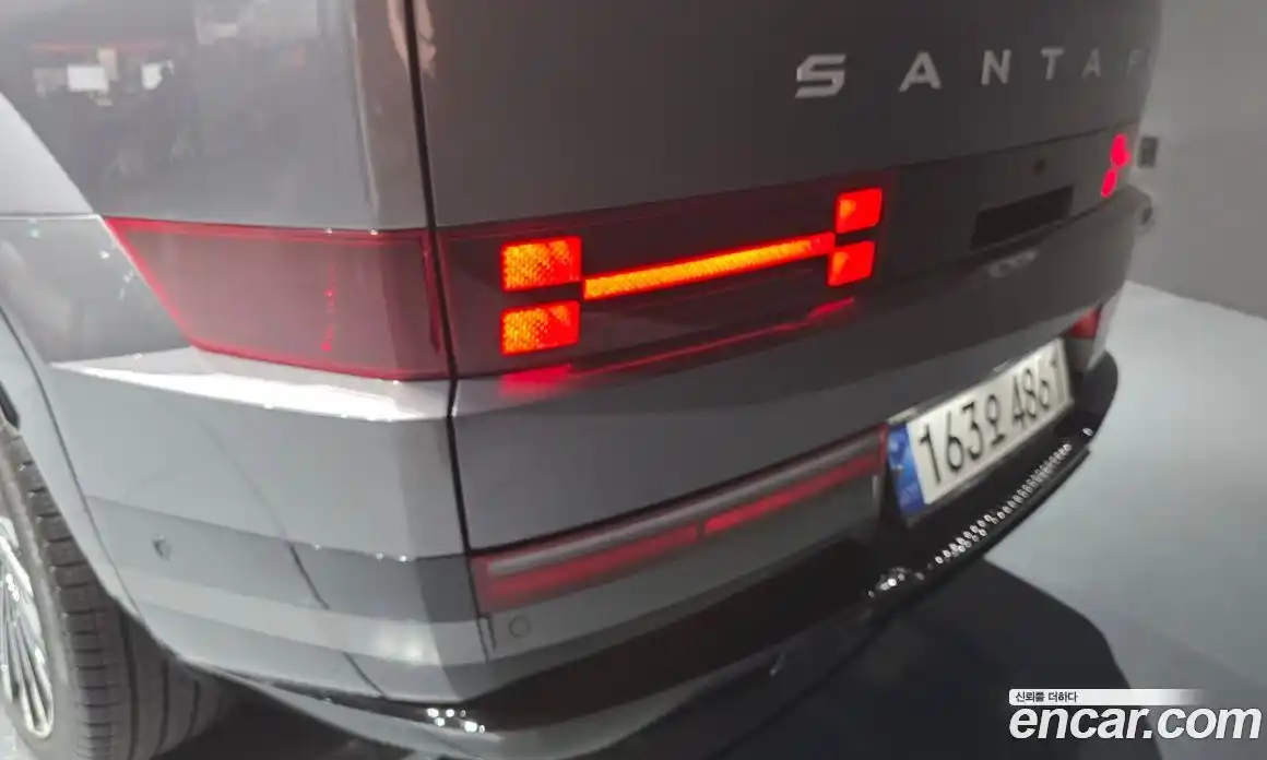 Hyundai Santa Fe 2024 2.5 автомат (гидро), фото 9
