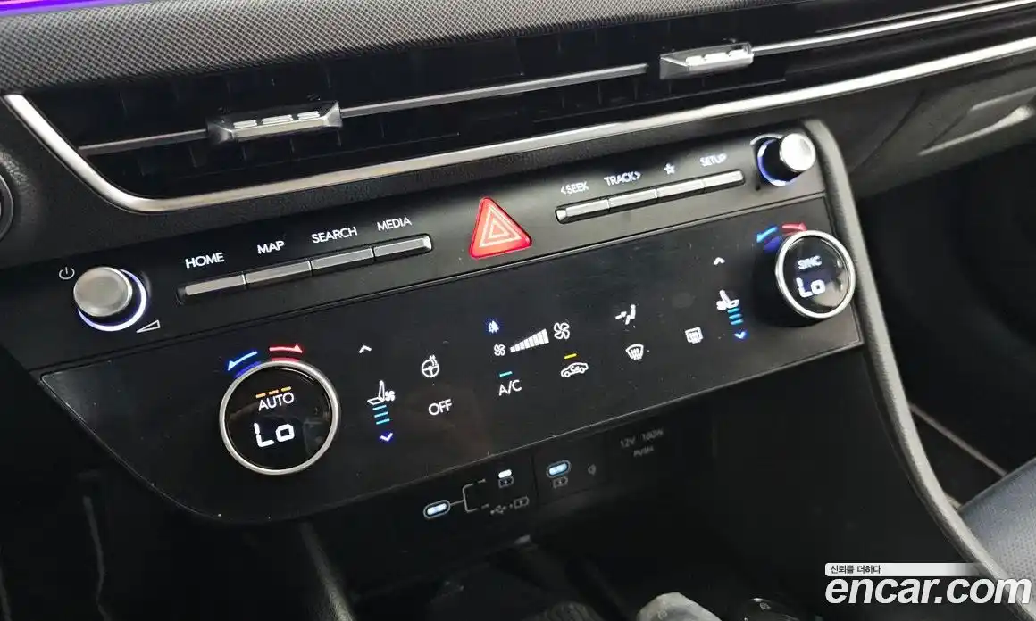 Hyundai Sonata 2024 1.6 автомат (гидро), фото 18