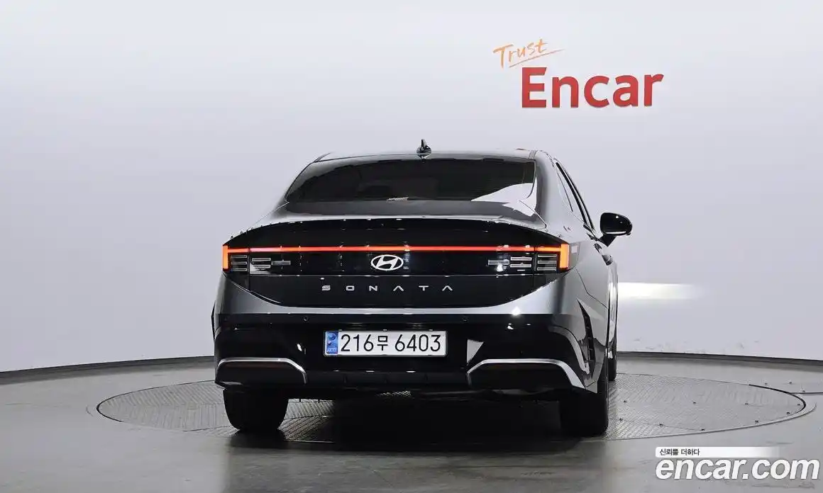 Hyundai Sonata 2024 1.6 автомат (гидро), фото 4