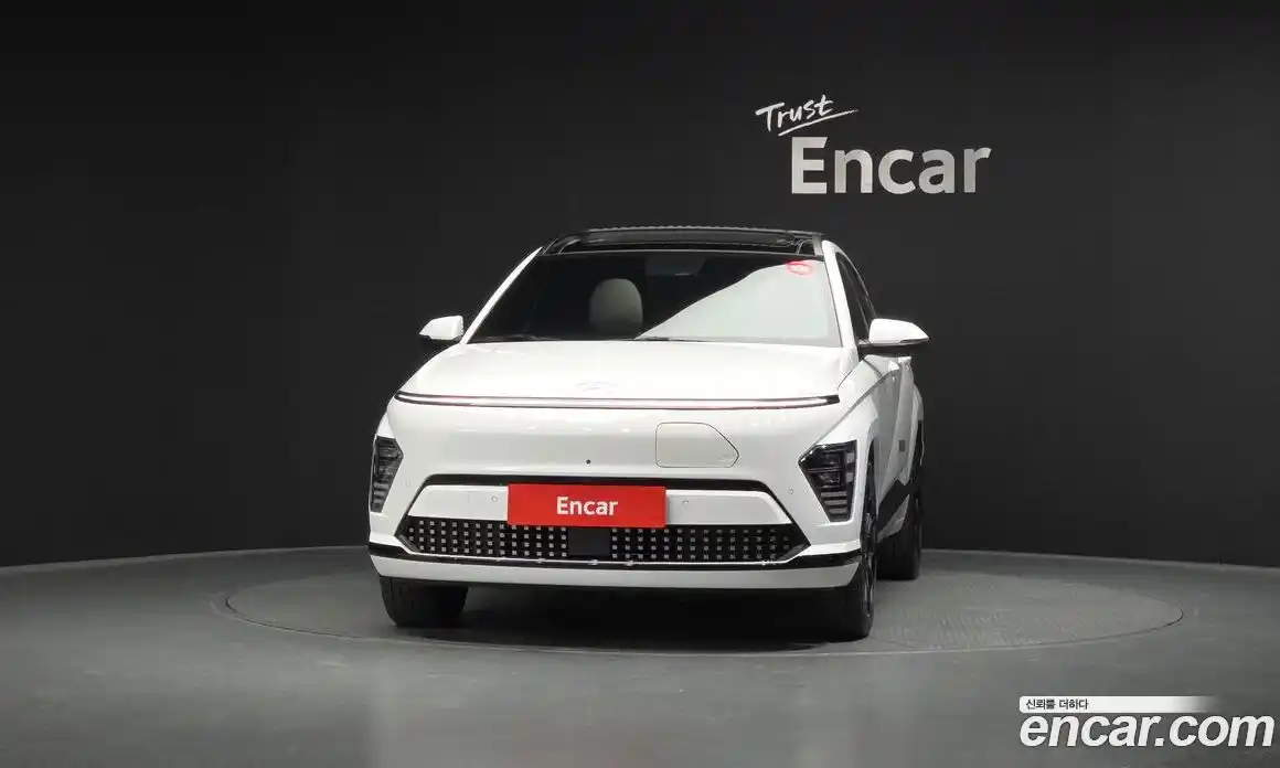 Hyundai Kona 2023 0.2 автомат (гидро), фото 3