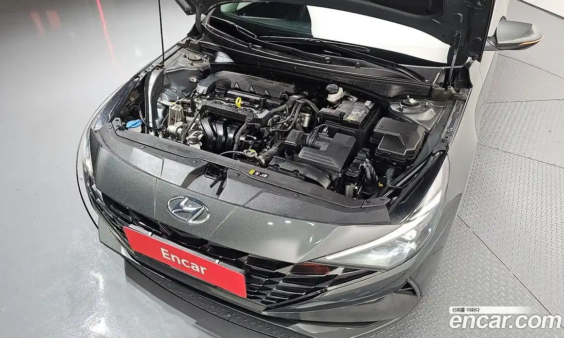 Hyundai Avante 2021 1.6 автомат (гидро), фото 6