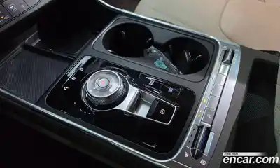 Kia Carnival 2024 2.2 автомат (гидро), миниатюра 9