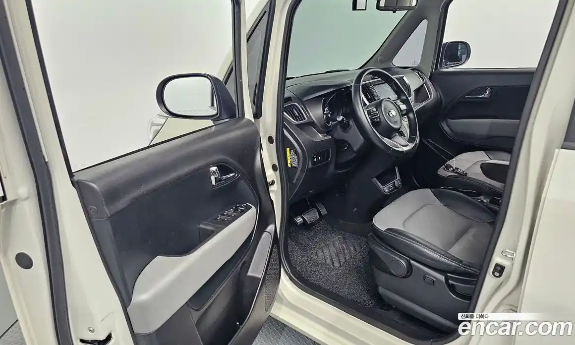 Kia Ray 2019 1.0 автомат (гидро), фото 13