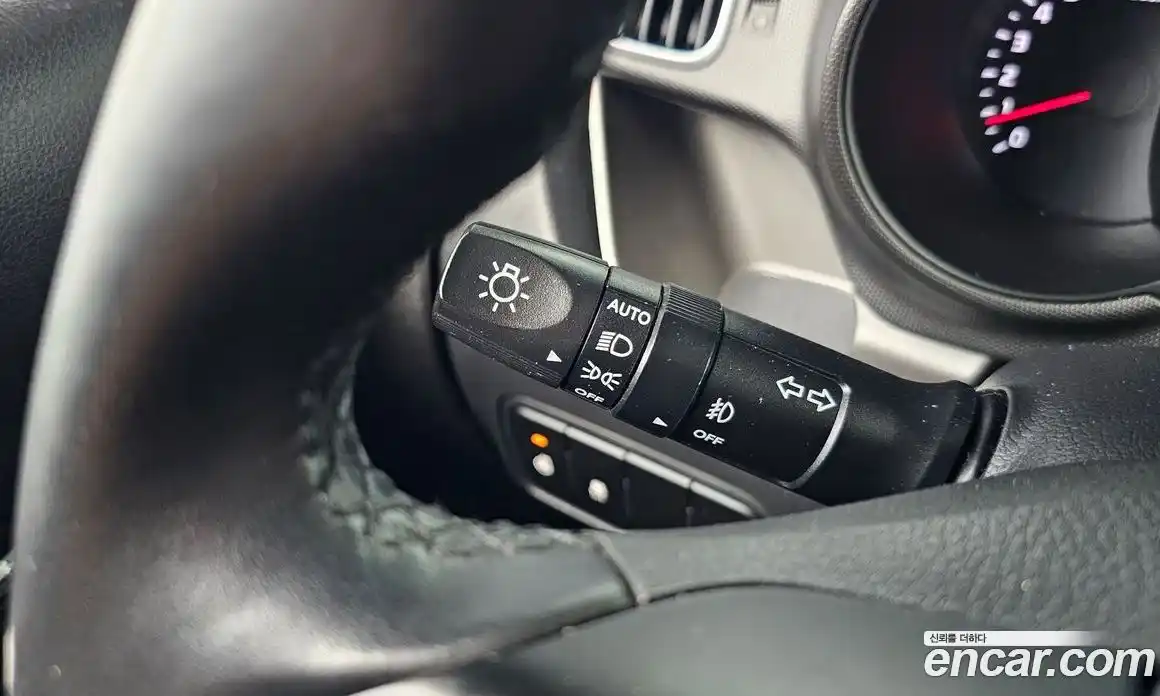 Kia Ray 2019 1.0 автомат (гидро), фото 27