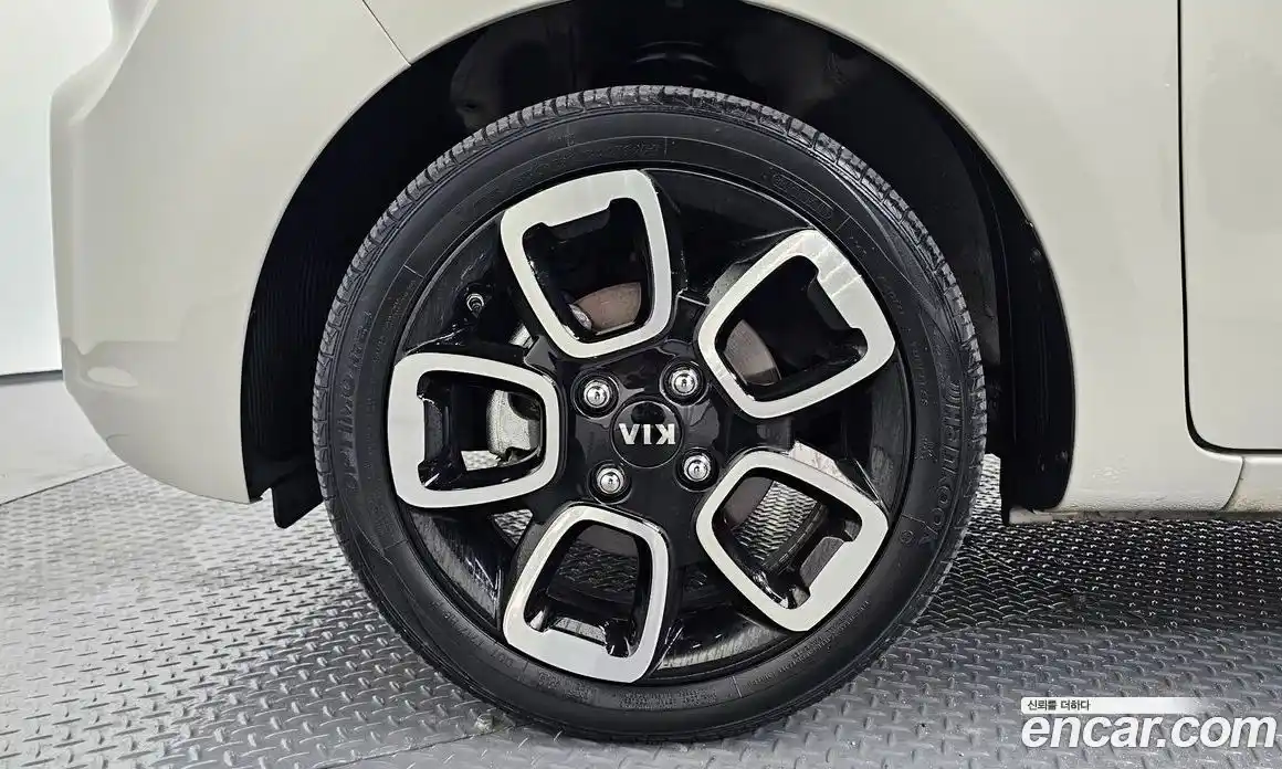 Kia Ray 2019 1.0 автомат (гидро), фото 5